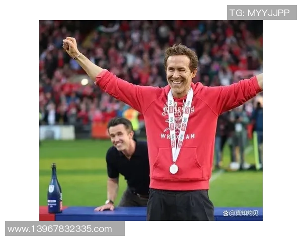 17号英超足球明星的辉煌历程与赛场传奇故事揭秘