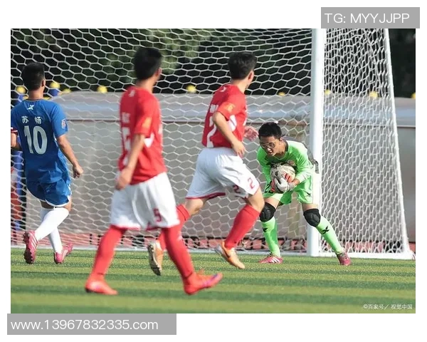 武汉足球队在邀请赛中的团队协作表现分析与评价